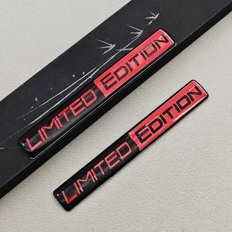 (2 pièces Noir Rouge) Emblème 3D en aluminium ÉDITION LIMITÉE Autocollants pour voiture Convient aux BMW Audi Honda Opel Toyota Mazda Accessoires moto (1/4)