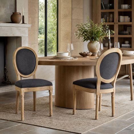 Lot de 2 chaises médaillon en lin gris foncé et bois naturel (1/5)
