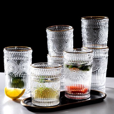 Verres à eau vintage avec motifs en relief - Design moderne et élégant pour boissons