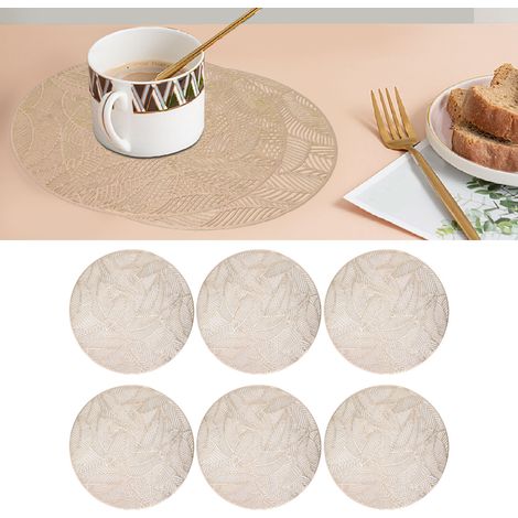 6er-Set umweltfreundliche und hitzebeständige PVC-Untersetzer – Perforiertes Golddesign – Durchmesser 38 cm – Leicht zu reinigen – Für Küchen- und Wohnzimmertische (1/5)