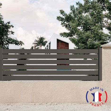 Clôture aluminium 6 lames modèle ajouré en kit Dimensions L.2107mm (poteaux compris) X H.675mm couleurs Gris Quartz RAL 7039 (1/2)
