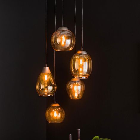 M&S – Suspension 5 lampes en verre ambré et métal 43x43x150 cm – Abat-jours concaves réglables – Ambiance chaleureuse pour plafond haut
