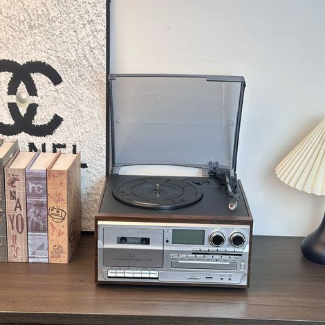 Platine vinyle multifonctionnelle en bois (marron) (compatible avec la lecture de cassettes et de CD), compatible avec une qualité audio sans perte. (1/4)
