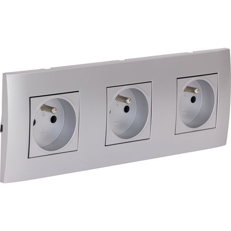 Zenitech – Triple prise encastrée avec terre précâblée – Couleur argent – Intensité 16A – Indice de protection IP20 – Pour installation rapide (1/5)