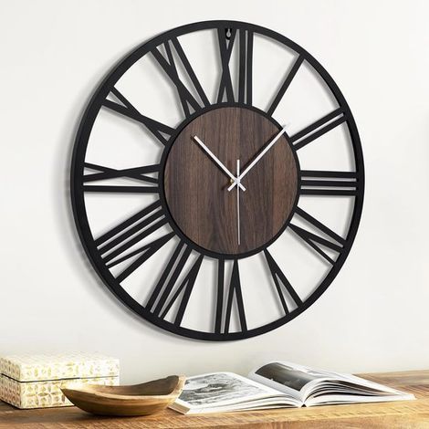 Große Wanduhr 35 cm (14 Zoll) – Geräuschlos und ohne Ticken – Holz- und Metalldesign – Batteriebetrieben – Für Wohnzimmer und Küche – Schwarz (1/5)