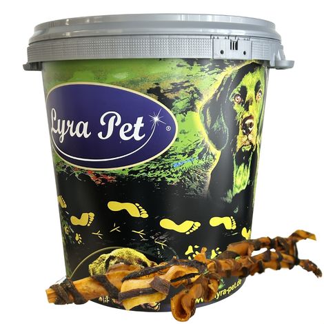 10 morceaux de bâtonnets de cuir chevelu de bœuf Lyra Pet® avec tripes env. 70 cm dans un bac de 30 L