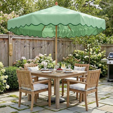 Runder Gartenschirm mit Retro-Chic-Rüschen, Holzoptik, UV-Schutz, 230 cm, Hellgrün