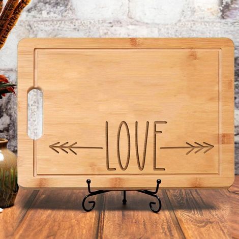 Planche bambou gravure "LOVE" personnalisée – Idée cadeau sur mesure pour deux (1/5)