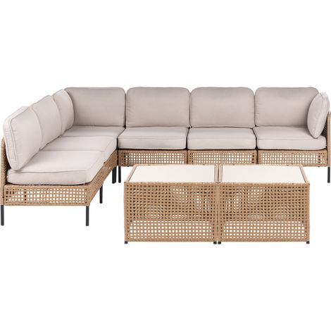 Sofá modular de exterior esquinero de ratán sintético con mesa de centro 6 plazas estructura de metal con cojines para el respaldo y el asiento tablero de vidrio beige claro OMEGANA (1/5)