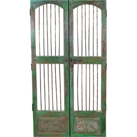 Porte coulissante médiévale ancienne en bois massif et en fer pour l'intérieur ou l'extérieur