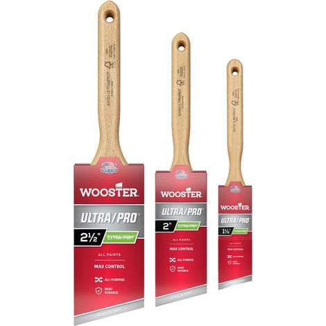 Wooster Ultra Pro - Extra Firm Lindbeck - Angled Sash Paint Brush - 1.5 Inch