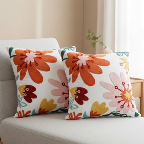 Kissenbezug 45 x 45 cm, 2er-Set dekorative Polyester-Kissenbezüge mit gesticktem Blumenmuster, quadratischer Kissenbezug für Sofa, Wohnzimmer, Schlafzimmer (1/5)
