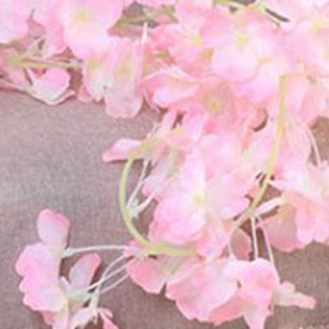 Guirlande de fleurs de cerisier artificielles (256 fleurs) de 1,8 m, rose clair, idéale pour décorer la maison, la chambre ou une fête printanière. (1/5)