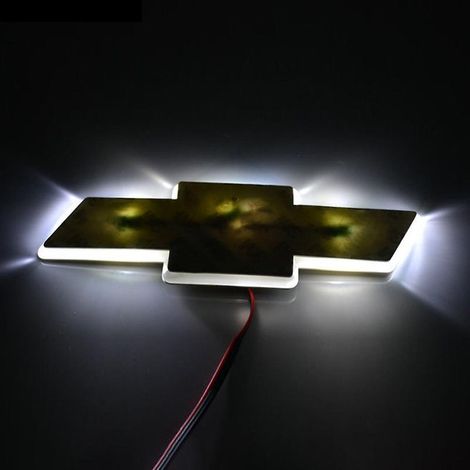 Emblème arrière LED 3D pour Chevrolet Cruze Mengxi (1/4)