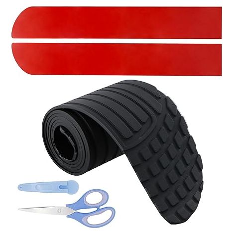 Protection Pare-Chocs Voiture, Protecteur Pare-Chocs Arrière Universel, Bande de Protection Coffre 104 x 8.5 cm, Caoutchouc PVC Noir, Autocollant, Antidérapant, Voitures et SUV, Ciseaux (1/5)