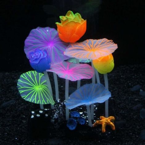 Décoration d'aquarium en forme de lotus - Décoration en silicone, écologique pour eau douce et eau de mer - 3 lotus, 6 feuilles de lotus transparentes (1/4)