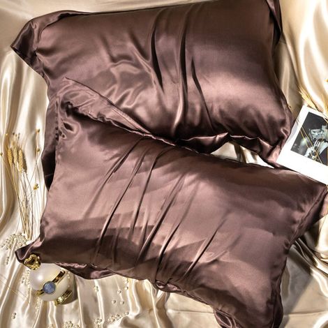 2 Taies d'oreiller Satin, 48 x 74 cm, douce soie artificielle, housse oreiller hypoallergénique pour peau sensible et cheveux frisés