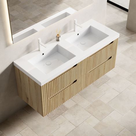 Meuble vasque suspendu de 120 cm avec 2 vasques encastrées sous plan en pierre artificielle épaisse, caisson en contreplaqué rayé avec 4 tiroirs, pré-assemblé, finition chêne blanc. (1/5)
