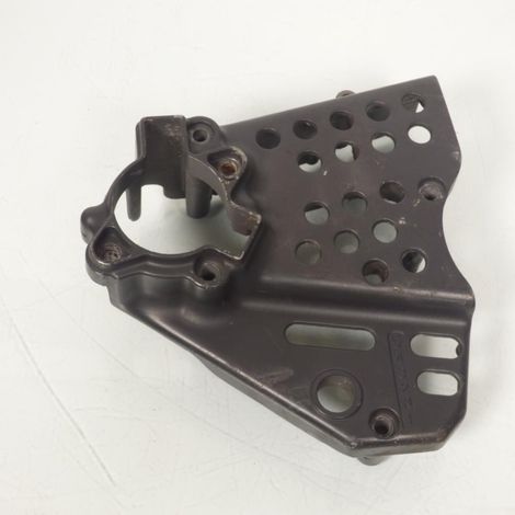 [PRODUIT D'OCCASION] Cache pignon origine pour moto Suzuki 1100 Gsx-R 1993 à 1998 (1/2)