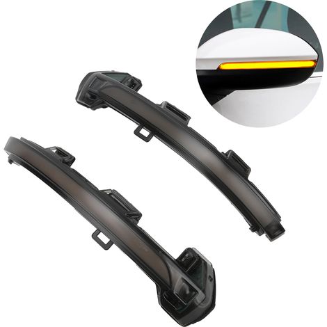 Modifizierter Golf MK8 (ab Baujahr 2021) mit sequenziellen Blinkern und getönter Lackierung (1/5)