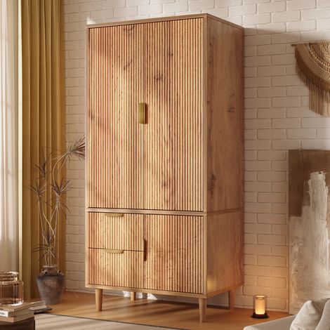 Armoire penderie 3 portes 80x50x177 cm, tringle et 2 tiroirs, façades rainurées 3D, poignées dorées, fermeture douce, panneaux de bois effet chêne (1/5)