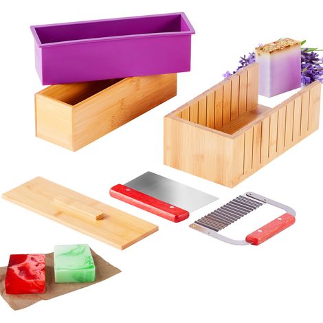 Mophorn Kit de fabricación de jabón, Caja cortadora de bambú, Caja interior con molde de silicona, Cortadores rectos y ondulados de acero inoxidable, 100 bolsas, 105 pegatinas Suministros DIY para ad (1/5)