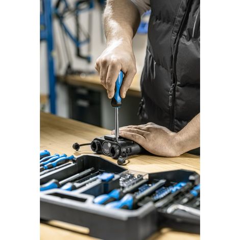 Ensemble d'outils Hogert HT1S105 63 unités