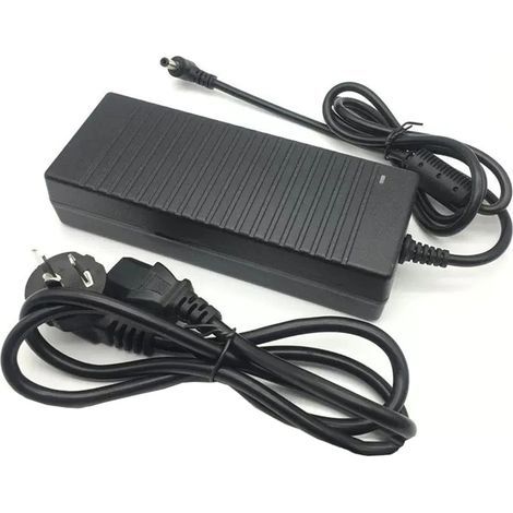 220-V-auf-12-V-15-A-Netzteil mit Zigarettenanzünderstecker – Für Staubsauger, Kühlschränke, GPS-Geräte und 12-V-Zubehör – Für Zuhause und Fahrzeug (1/5)