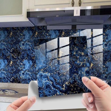 Film adhésif décoratif imitation marbre bleu clair, pour carrelage, mur ou sol, 10 x 10 cm, lot de 10. (1/4)