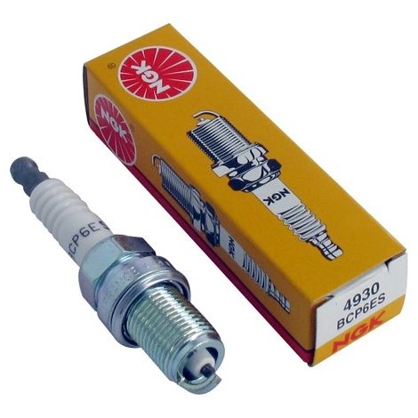 Bougie D'allumage Ngk Bcp6es. (1/2)