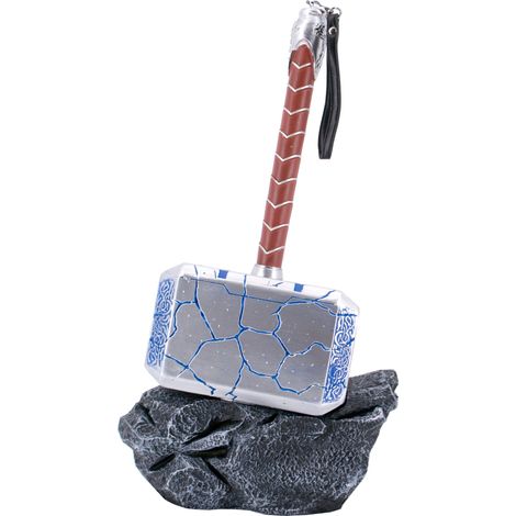 Hammer S1062 Modell de Thors Hammer de. Inoffizielle Replik. Der Hammer ist de nickelfarbig, mit gebrochenen Effekt mit blauen Details. Hergestellt aus Harz. Inklusive Sockel. Ref. S1062. (1/4)