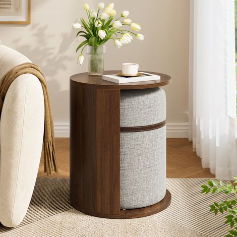 Mesa auxiliar con puf integrado (58.5x44.5x44.5 cm), diseño ahorrador de espacio, redonda, MDF y pino, color nogal (1/5)