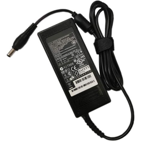 19V 3.42A 65W Chargeur Adaptateur Remplacement pour Toshiba PA-1650-21 PA3467U-1ACA PA3714U-1ACA SADP-65KB PA3917U-1ACA Series (5.5 2.5mm) (1/5)