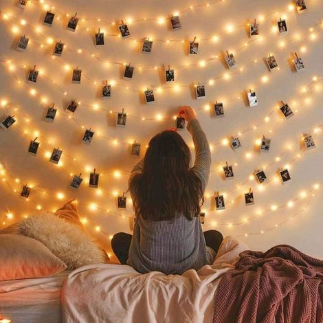 50 LED-Lichterketten mit Fotoclips, Lichterkette für den Innenbereich zum Aufhängen von Fotos, Bildern, Karten und Notizen, Dekorative Fotoclips (50 Stück) - AquaForge