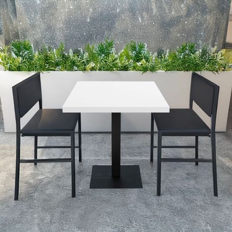 Table carrée avec plateau blanc et base en métal noir 80x80 cm - Jeil (1/2)