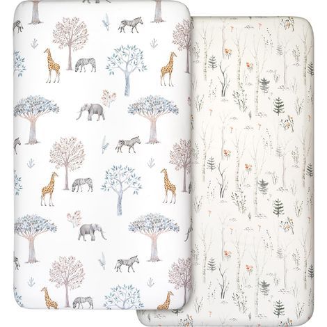 Set mit 2 atmungsaktiven Mikrofaser-Spannbettlaken für ovale und sanduhrförmige Kinderbettmatratzen (1/5)