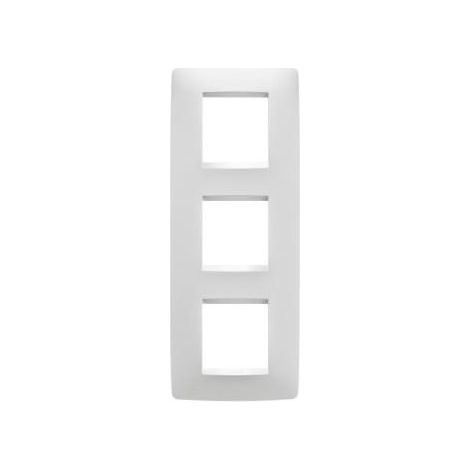 PLAQUE ONE INT. 2+2+2P V BLANC CRÈME GEWISS GW16127TB