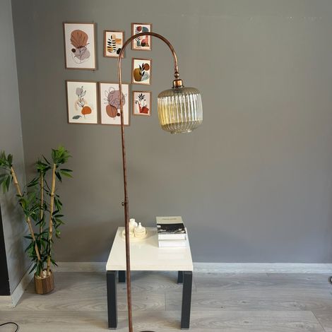 Lampadaire Verre, Moderne, Lampadaire pour Salon, Chambre à Coucher, Chambre d'enfant avec Douille E27, Largeur 37 cm, Abat-jour Réglable, Lampadaire avec Tablette et Variateur (1/4)