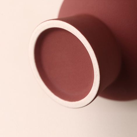 Vase moderne en céramique mate, forme artistique, vase décoratif et esthétique pour la maison, l'hôtel, une étagère ou une table basse, rouge (1/5)