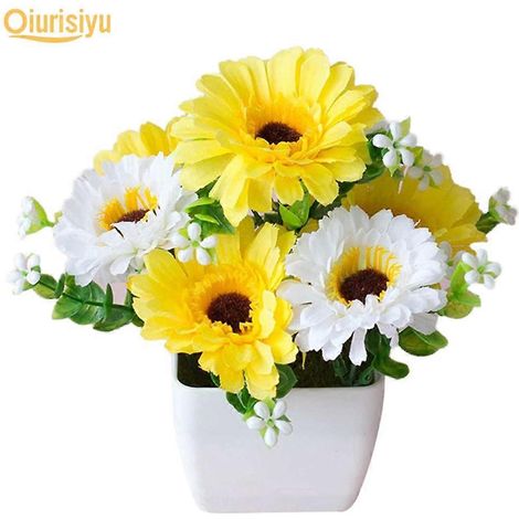 Chrysanthème artificiel, gypsophile, pot en bois, bonsaïjaune (1/5)