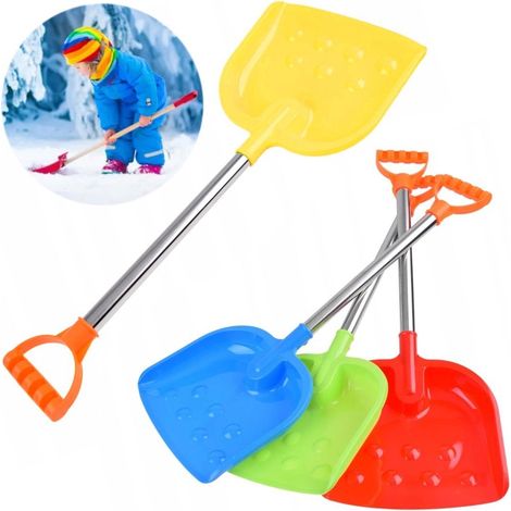 Mélange de pelles à neige ou à sable
