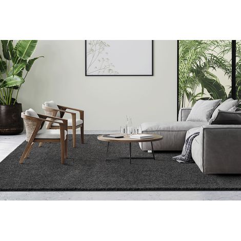 the carpet Grande Moderner Flauschiger Dichter Kurzflor Wohnzimmer Teppich, Supersoft Feeling, Elegant und Pflegeleicht, Anthrazit, 140 x 200 cm (1/5)