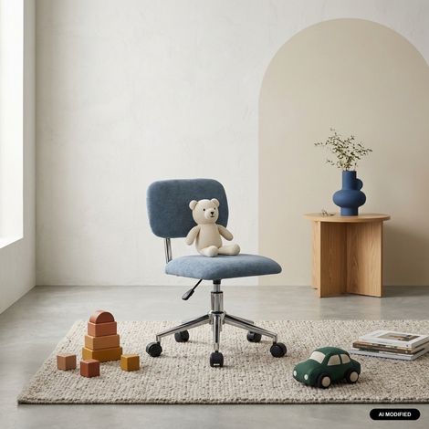 sweeek - Chaise de bureau enfant à roulettes ajustable tissu chenille bleu - Amory Kid