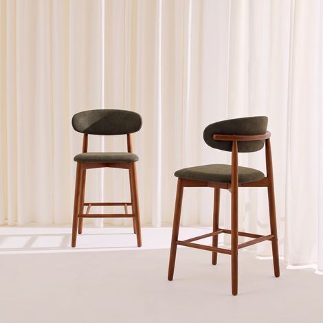 Lot de 2 tabourets de bar en bois d'hévéa noyer et tissu chenille - Paola Noyer / Kaki