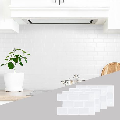 Un lot de 4 autocollants blancs imperméables, faciles à appliquer, de taille compacte et très décoratifs. (1/5)