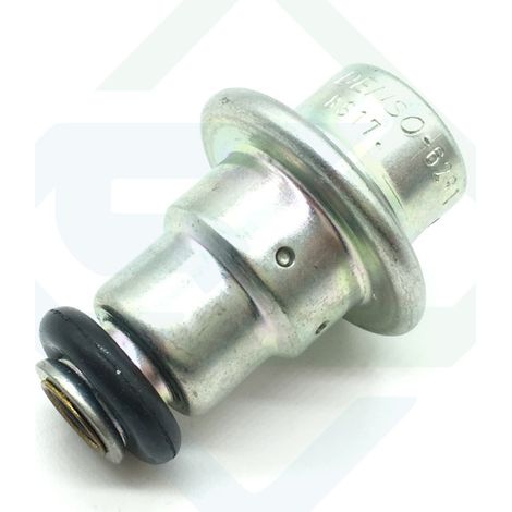 Fuel pressure regulator compatible with Lexus models 23280-22010 and 23280-20060. (1/4)