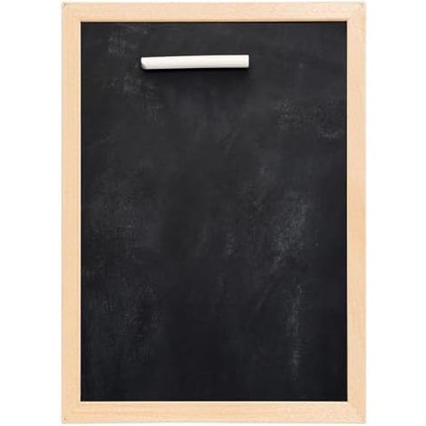 Wooden Board 15 x 20 cm Black with Chalk Included (1/3)