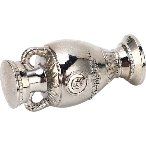 Miniatur-Metallornament in Form einer Fußballtrophäe (1/4)
