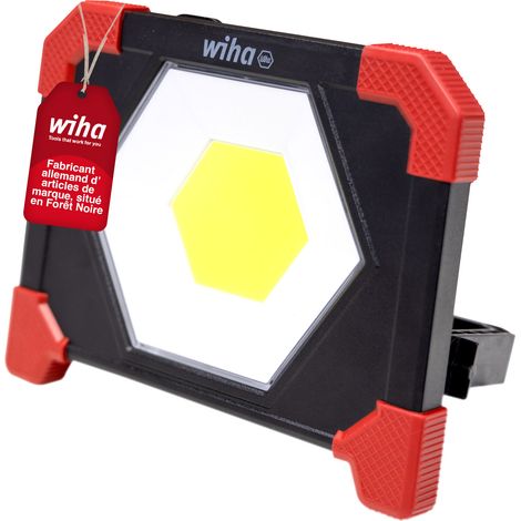 Wiha Projecteur de chantier sans fil 30 W, 3 000 lm I avec 3 modes d’éclairage I projecteur pour chantier avec pied & aimant I rechargeable par USB-C (45698) (1/5)