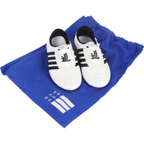 Taekwondo Chaussures Sport Boxing Kung Fu Taichi Chaussures pour hommes et femmes enfants (43) (1/5)